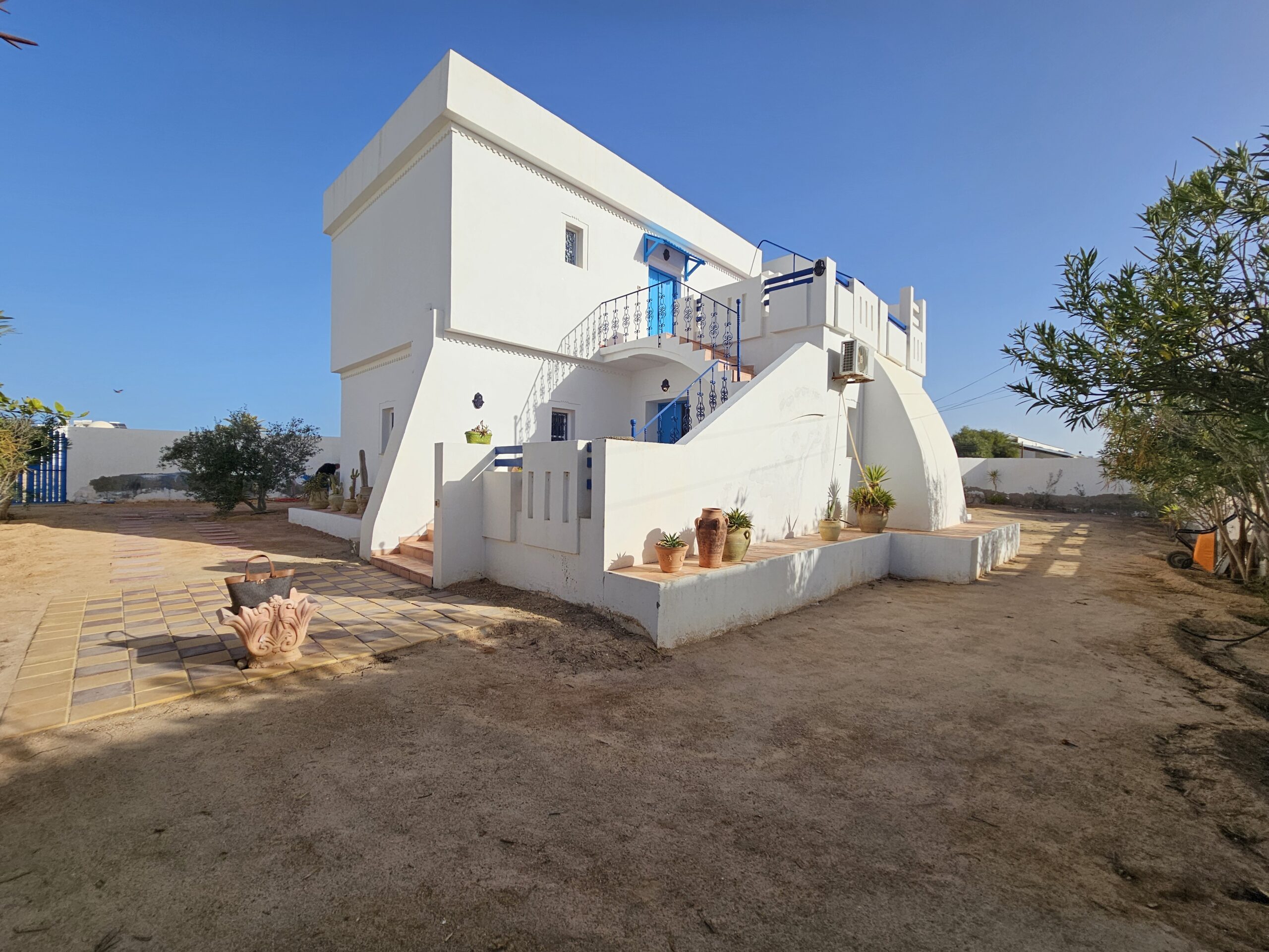 Rèf:L001 Villa RIM