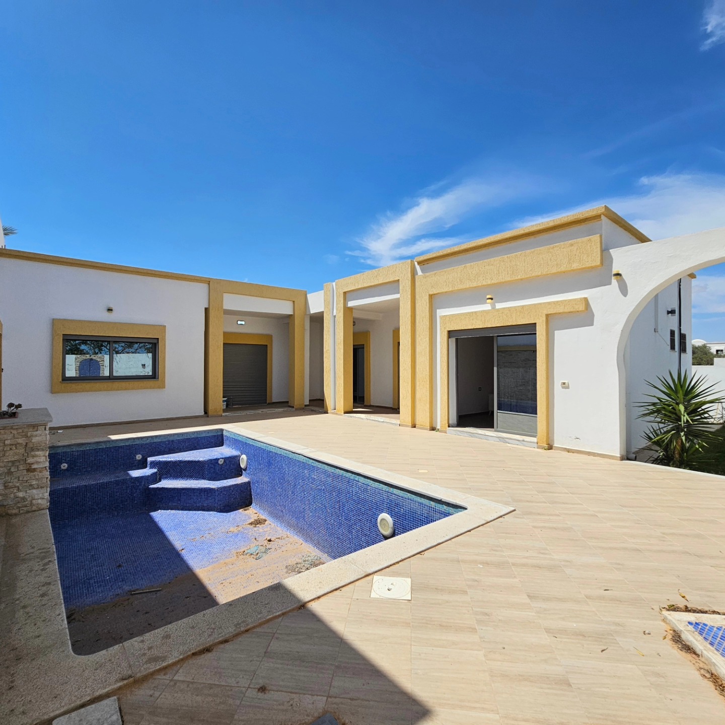 Villa Neuve de Plain-Pied avec Piscine à Midoun Djerba